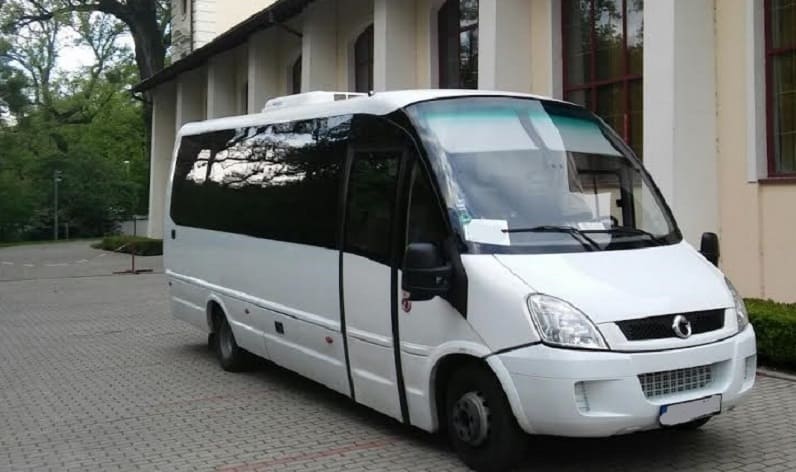Auvergne-Rhône-Alpes: Bus order in Thonon-les-Bains in Thonon-les-Bains and France